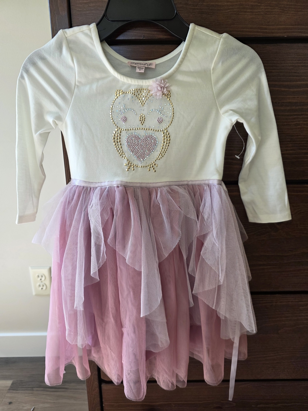 Chenault Girl Size 5 White and Pink Ruffly Tulle Owl Dress